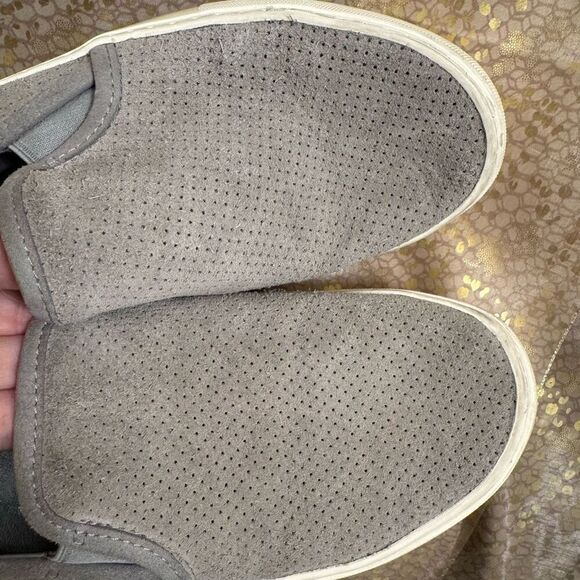 UGG Abies Perforated Slip-On Platform Sneaker Seal Gray Women's Size 9 Used - Picture 8 of 9